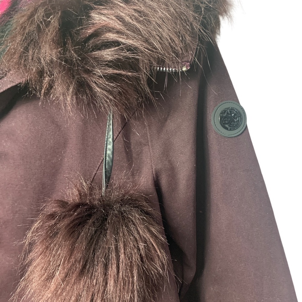 - Gianni Bini Burgundy Anorak Faux Fur Hood w/ Detachable Fur - Picture 10 of 15
